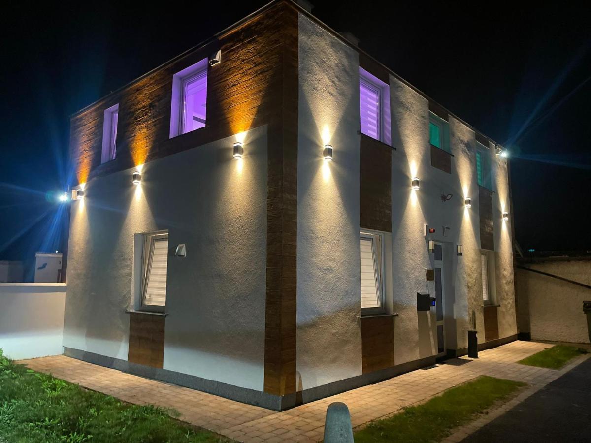 #4 Tgha Luxury One Bedroom Apartment In את'לון מראה חיצוני תמונה